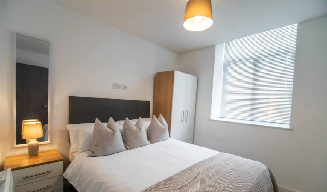 Conditioning House - 1 Apartment Bradford (West Yorkshire)